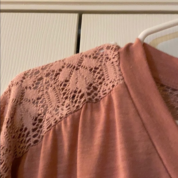 Pink top - Picture 2 of 2